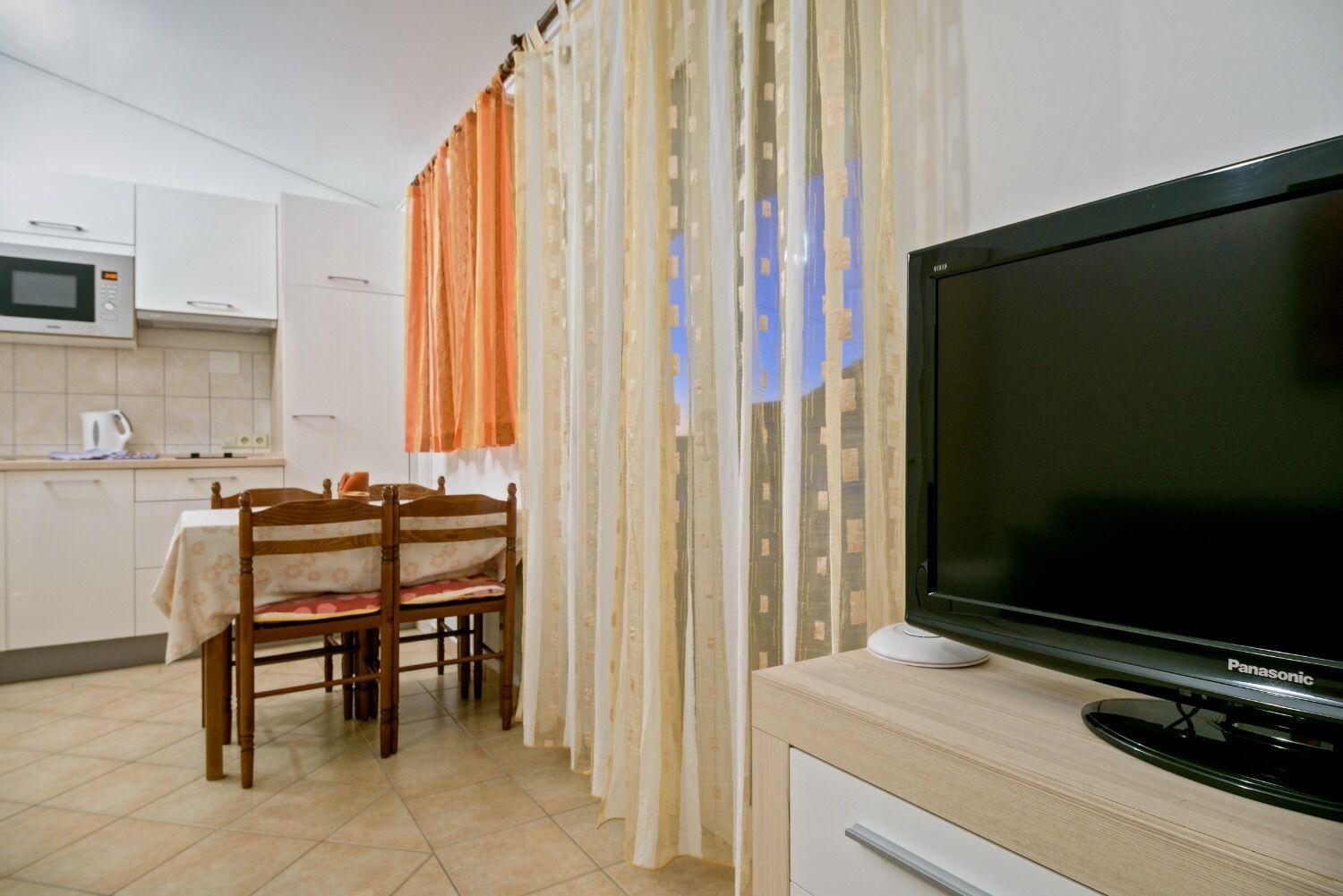 Apartments Bisernica-With Pool Razanj Exterior photo
